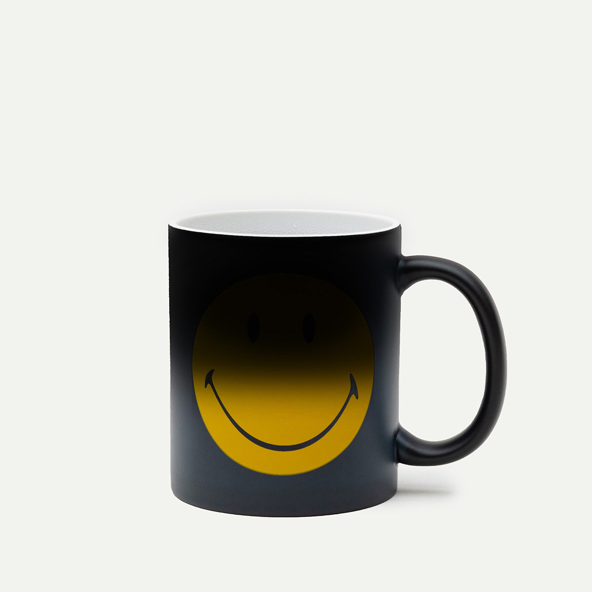 Suck UK Colour Change Smiley Mug